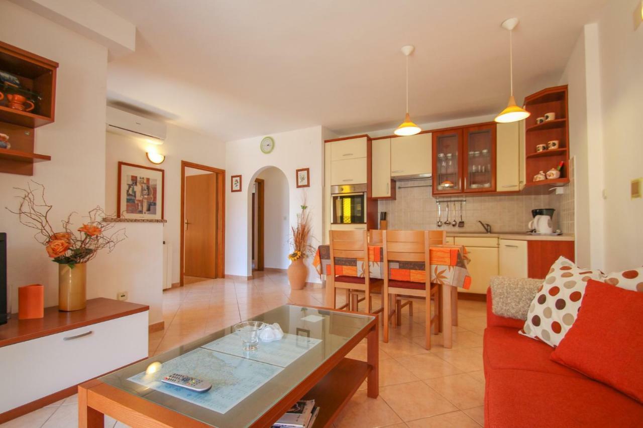 Alenka Orange Leilighet Novigrad Istria Eksteriør bilde